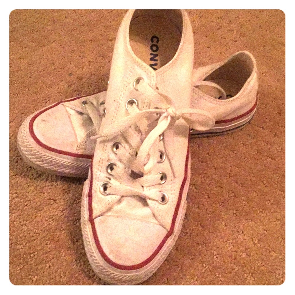 White converse all stars size 6 1/2